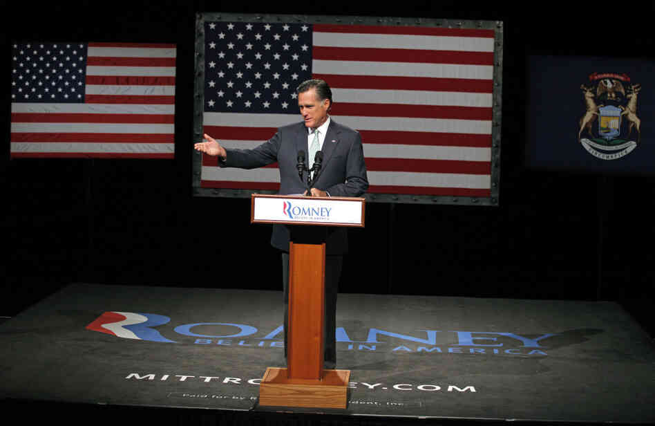Mitt Romney praised Bill Clinton as an enlightened centrist Democrat for reforming welfare and other polices and attacked President Obama as a big-government liberal.