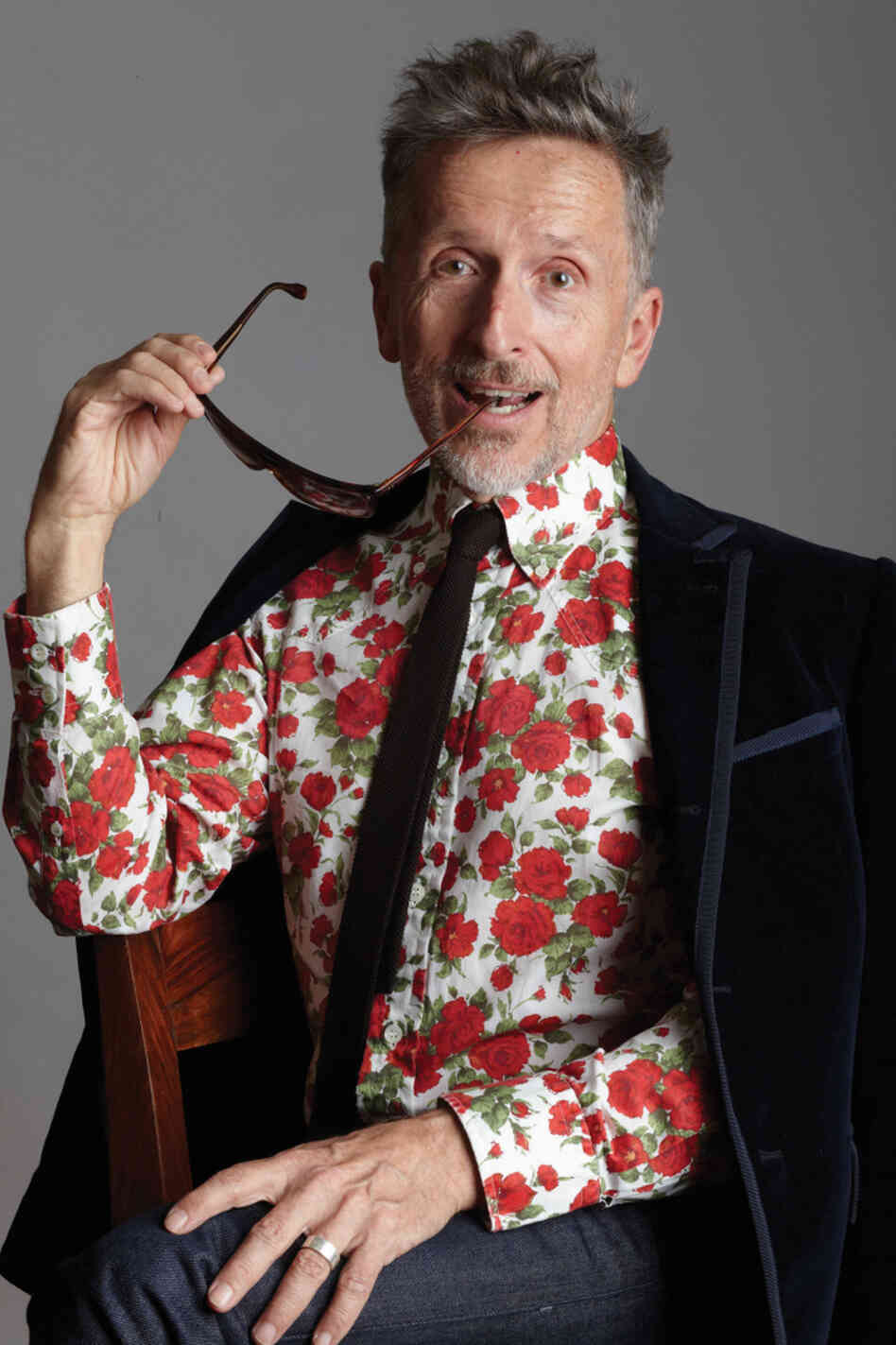 "All over America, people are making kamikaze choices about what to wear. They are misrepresenting the goods. They are letting their clothes write checks that their personalities cannot cash." — Simon Doonan, Eccentric Glamour 