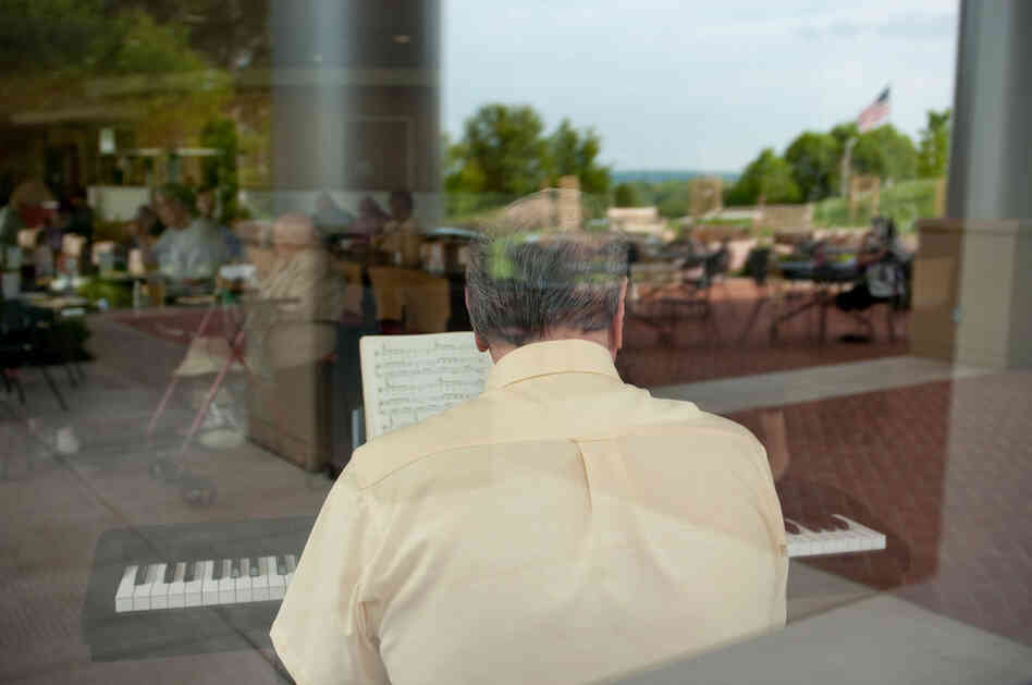 Twice a week, local seniors in Warrenton, Virginia, flock to the hospital's cafeteria, called The Bistro, for good food, a great view and musical accompaniment by a retired piano player from a nearby Nordstrom's.