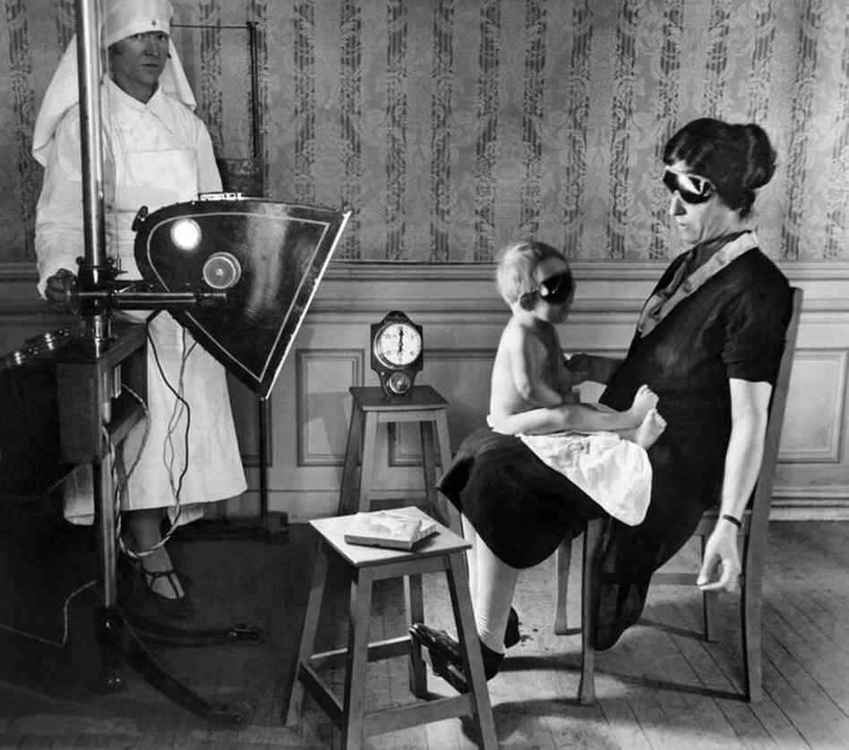 1928: This image was used in the Mid-Week Pictorial on Aug. 18 to illustrate a treatment in Paris for children "suffering from rickets or other maladies common to city children unable to have the healing rays of the sun."