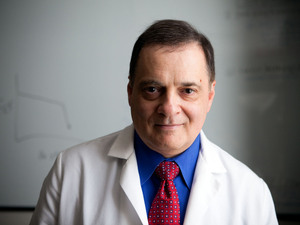 Dr. Paul Simonelli is the director of thoracic medicine for the Geisinger system. Geisinger researchers want to find out whether air pollutants associated with gas drilling are affecting people with asthma and other lung problems. Dr. Paul Simonelli is the director of thoracic medicine for the Geisinger system. Geisinger researchers want to find out whether air pollutants associated with gas drilling are affecting people with asthma and other lung problems.