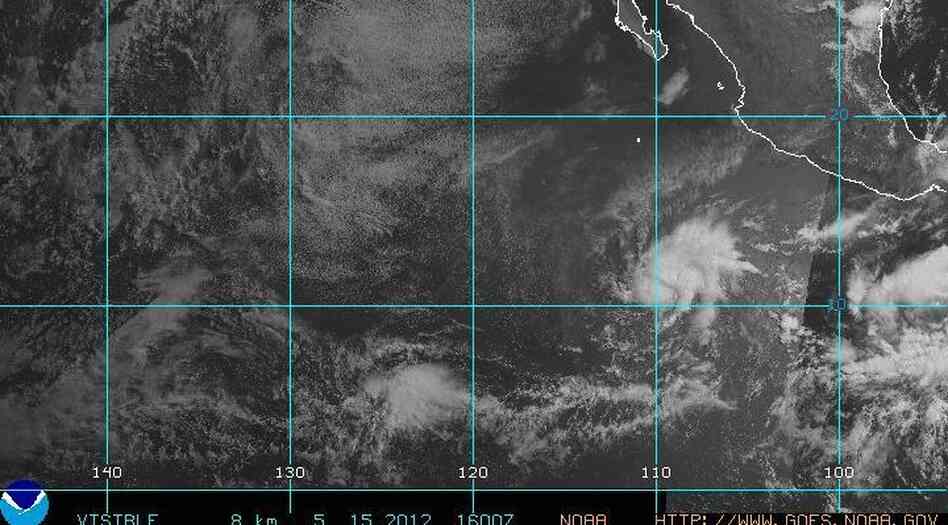 Aletta spins off the Mexican coast. Aletta spins off the Mexican coast.