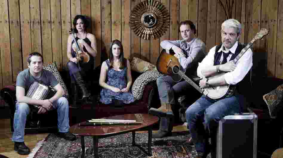 Celtic band Solas.