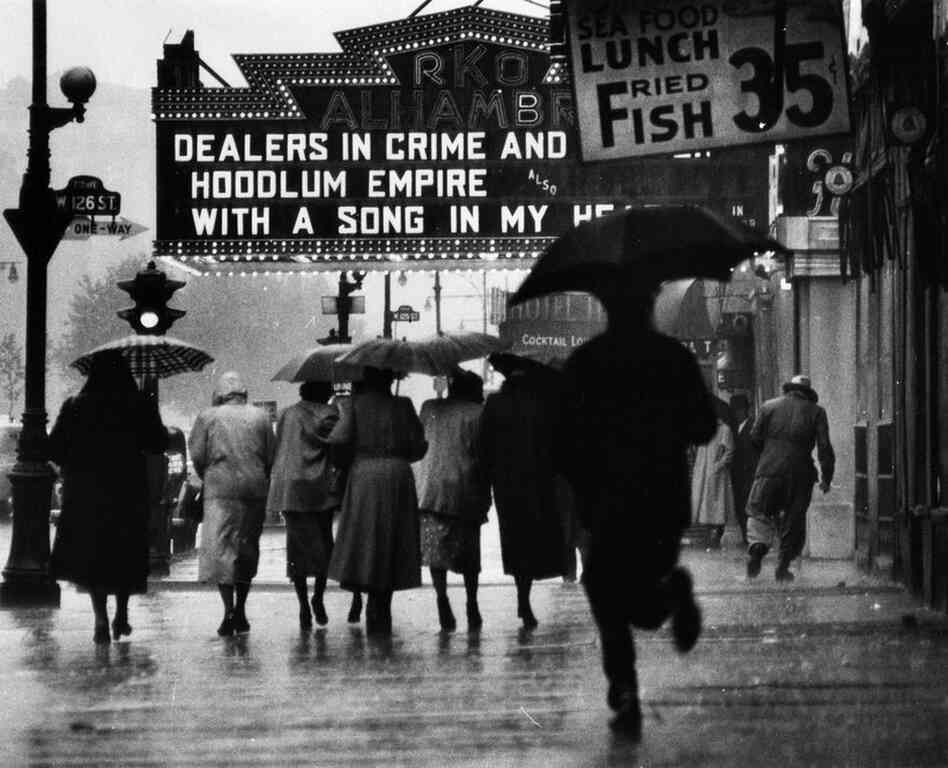 Harlem Neighborhood, Harlem, New York, 1952