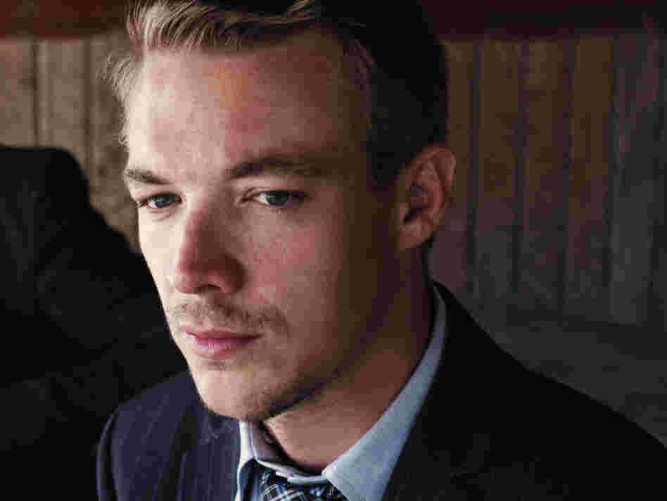 Diplo.
