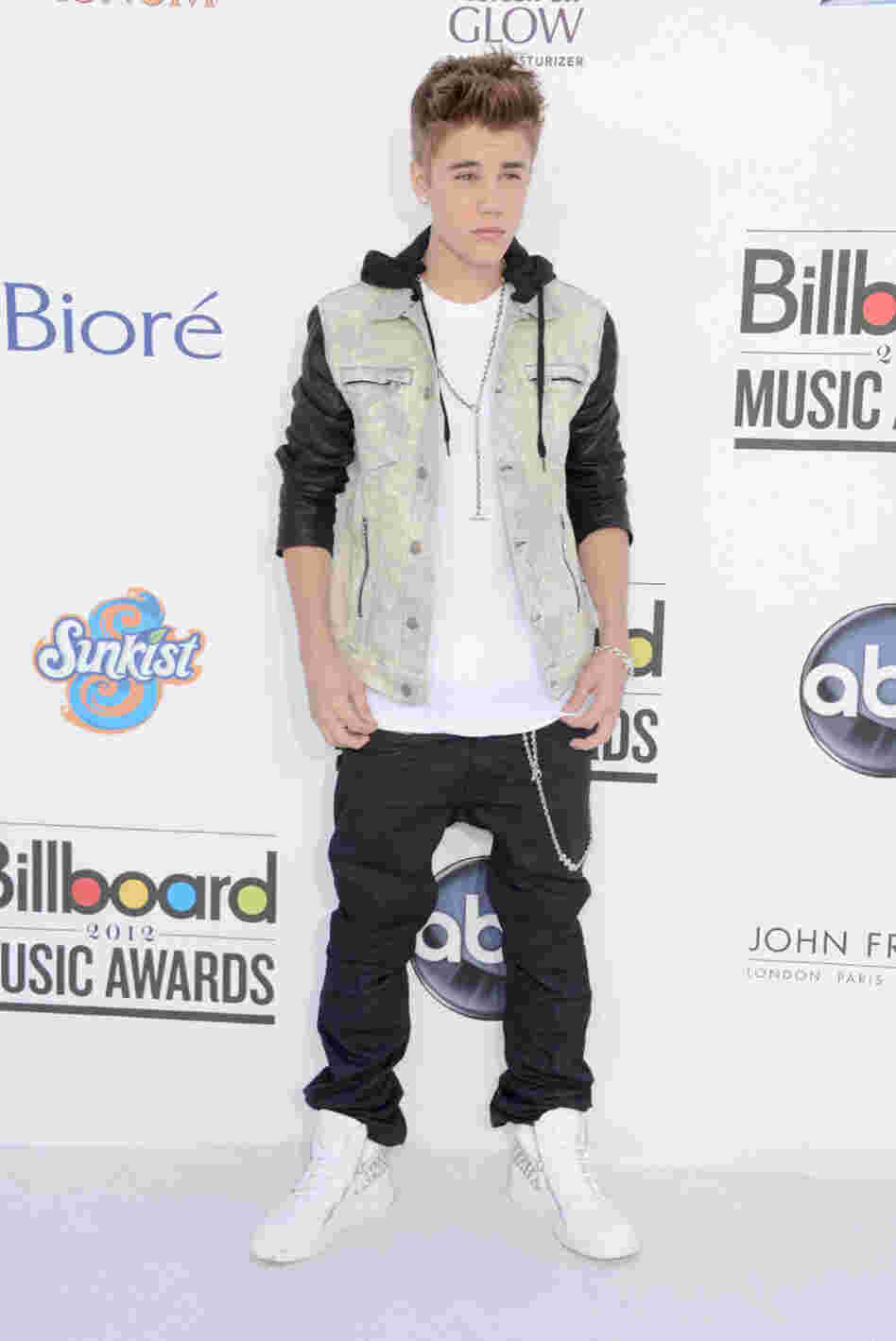Singer Justin Bieber arrives at the 2012 Billboard Music Awards held Sunday night. Singer Justin Bieber arrives at the 2012 Billboard Music Awards held Sunday night.