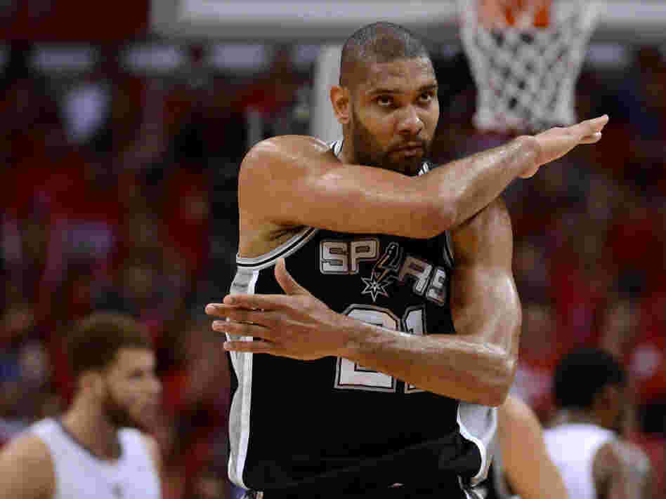 Tim Duncan and the San Antonio Spurs have won 18 games in a row as they head into the NBA's Western Conference Finals. But Frank Deford wants to know: Has anyone noticed?