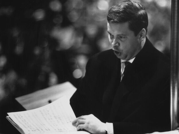 German baritone Dietrich Fischer-Dieskau performing Benjamin Britten's 'War Requiem' in Coventry Cathedral.