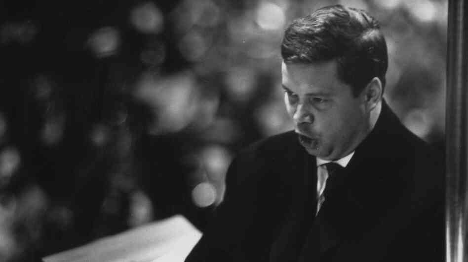 German baritone Dietrich Fischer-Dieskau performing Benjamin Britten's 'War Requiem' in Coventry Cathedral.