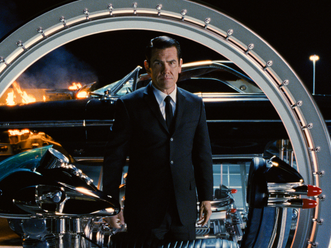 Josh Brolin (No Country for Old Men) plays young Agent K, the target in 1969 of an attack by a time-traveling alien that threatens to change the future.