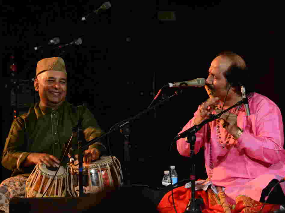 Tabla player and concert organizer Samir Chatterjee plays alongside flutist Ronu Majumdar at Chhandayan's annual all-night concert in New York City in May. Tabla player and concert organizer Samir Chatterjee plays alongside flutist Ronu Majumdar at Chhandayan's annual all-night concert in New York City in May.