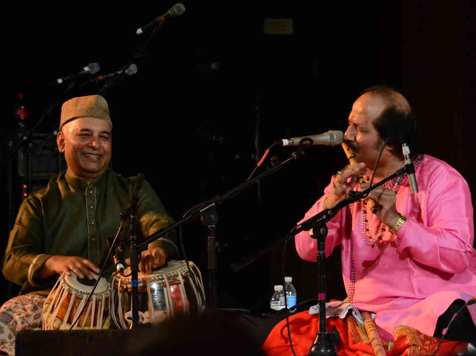 Tabla player and concert organizer Samir Chatterjee plays alongside flutist Ronu Majumdar at Chhandayan's annual all-night concert in New York City in May. Tabla player and concert organizer Samir Chatterjee plays alongside flutist Ronu Majumdar at Chhandayan's annual all-night concert in New York City in May.