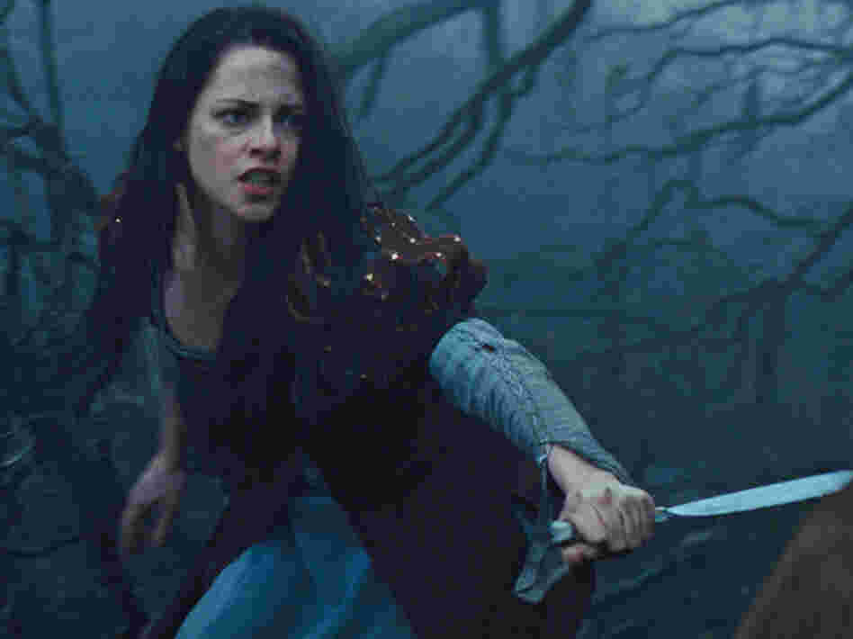 Having fled the tower, Kristen Stewart's Snow White teams up with the queen's huntsman and organizes a resistance.