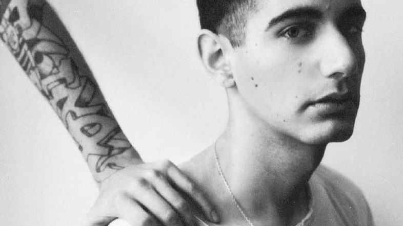 Alex Anwandter's "Como Puedes Vivir Contigo Mismo" pays homage to the film Paris Is Burning. 