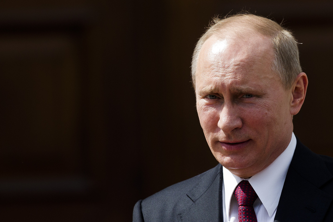 President of Russia Vladimir Putin arrives for a meeting with German President Joachim Gauck, not seen, at Bellevue Palace in Berlin, Germany on Friday.