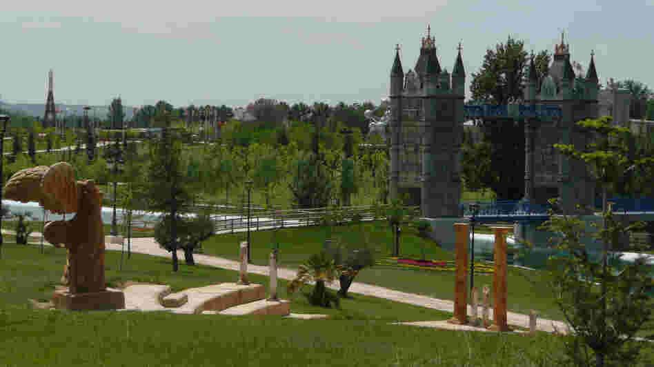 Parque Europa features replicas of 17 European monuments, but the Spanish theme park itself has become a monument of the European debt crisis.