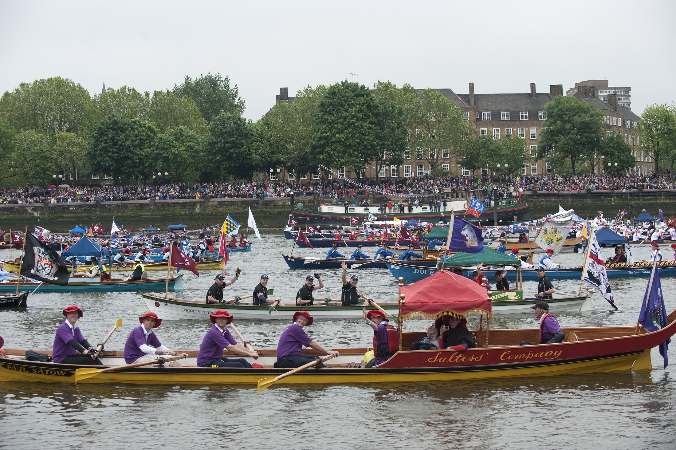 River processions were once common in London. The last comparable royal pageant was held for King Charles II in 1662, when diarist Samuel Pepys recorded boats so numerous he could "see no water."