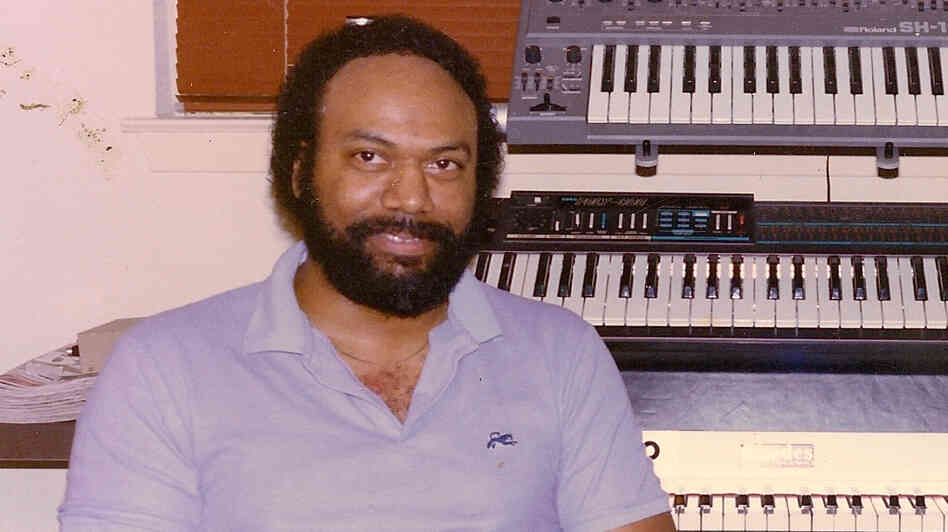 Electronic soul artist Jeff Phelps with his synthesizers.