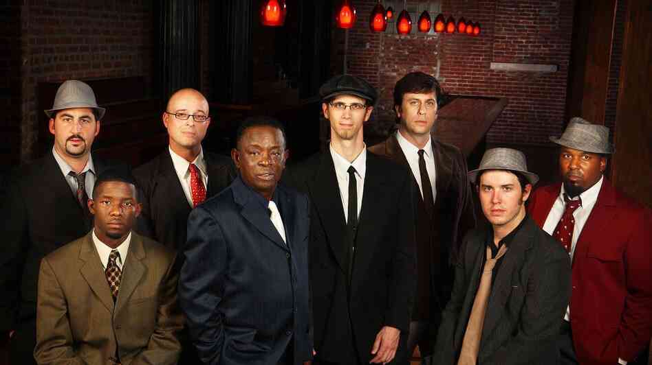 The Dynamites.