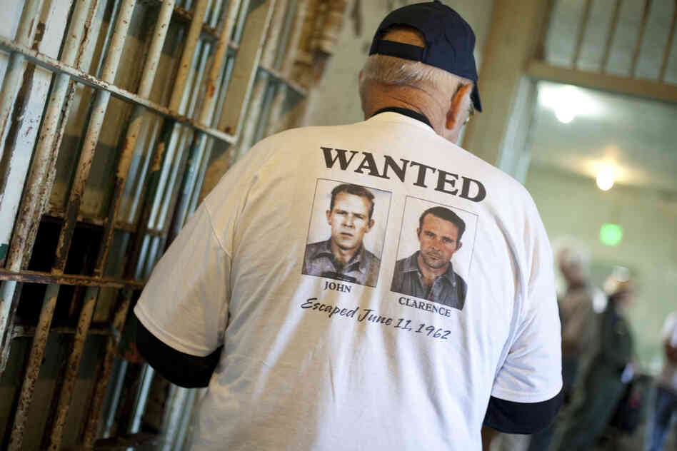 Anglin family members wore this shirt on the anniversary of the Anglin brothers' escape.