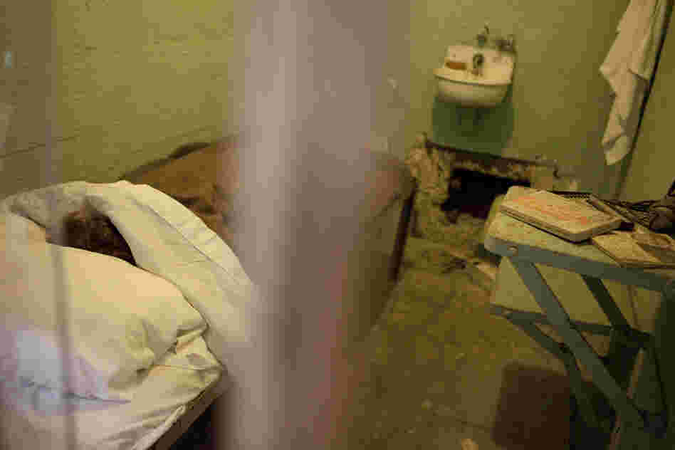 The inmates placed fake heads in their beds to trick guards while they dug a path to freedom.