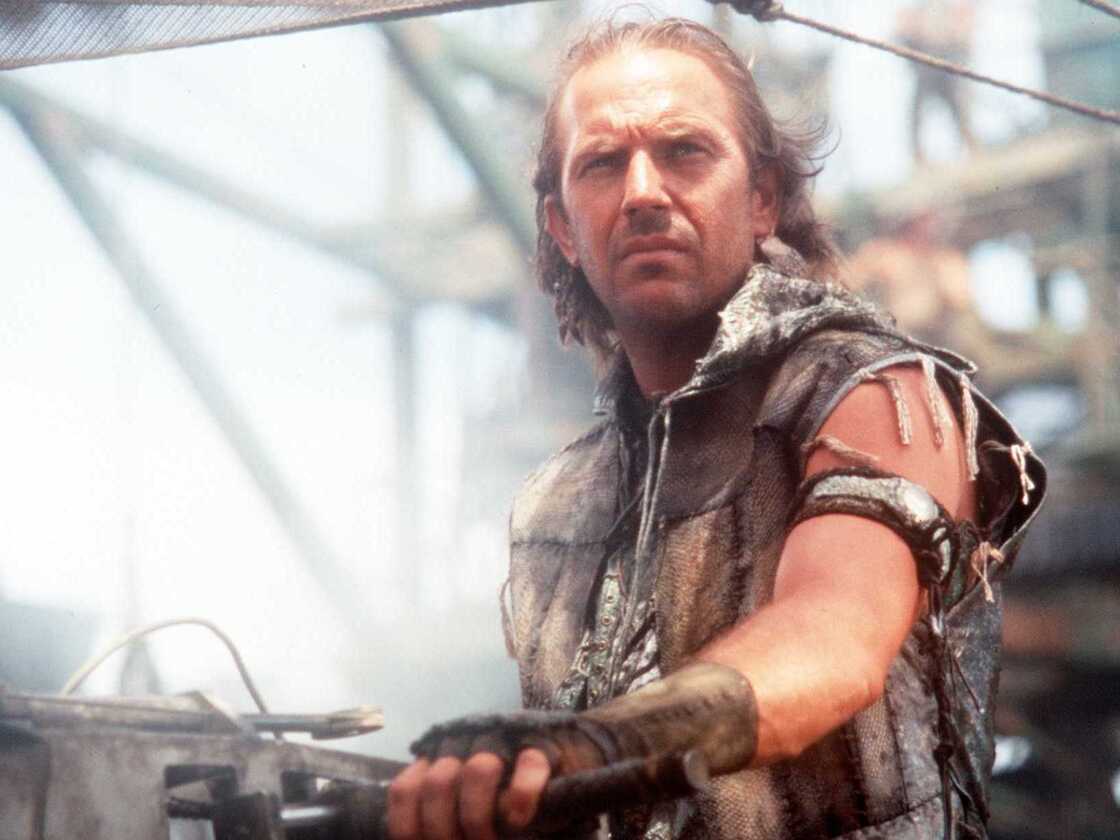 If you're a fan of Waterworld, then the vision of the future in the Civilization II game played by "Lycerius" may be to your liking. (Kevin Costner in a scene from that 1995 movie.)