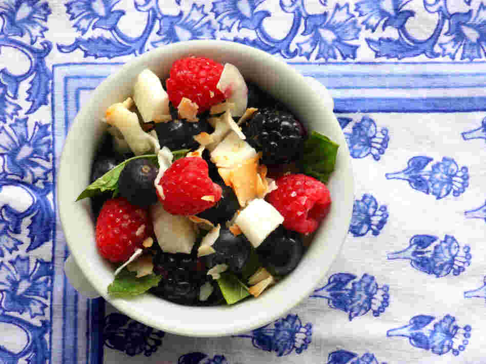 Crunchy Coconut-Berry Salad