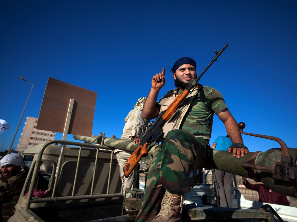 Weapons were openly displayed at the demonstration.