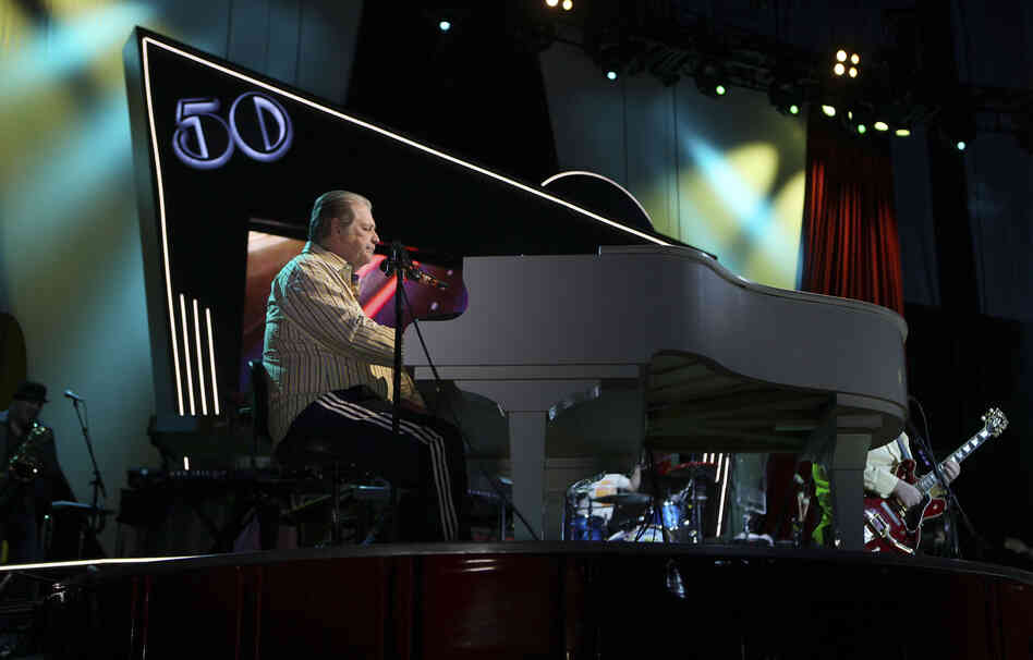 LAS VEGAS, NV - MAY 27: Brian Wilson of the Beach Boys perform at the Red Rock Casino, Resort and Spa on May 27, 2012 in Las Vegas, Nevada. (Photo by Jeff Bottari/Getty Images)