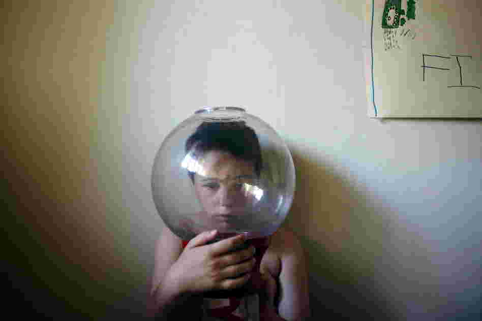 Photos from the series Echolilia