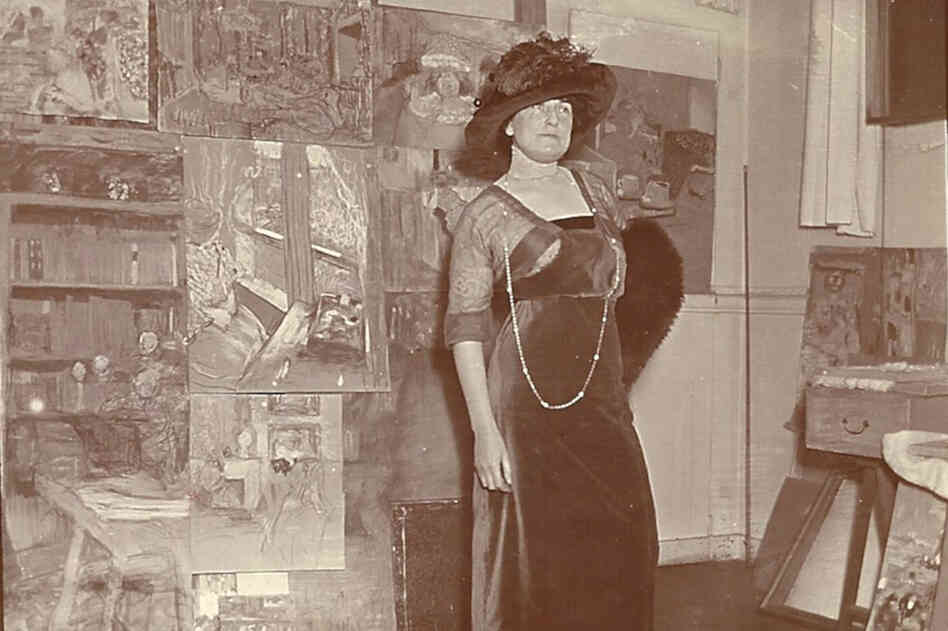 Lucy Hessel was the wife of Vuillard's close friend Jos Hessel, a noted art dealer. She was also Vuillard's friend, muse and lover. She is shown here in Vuillard's studio, on Boulevard Malesherbes in 1911.