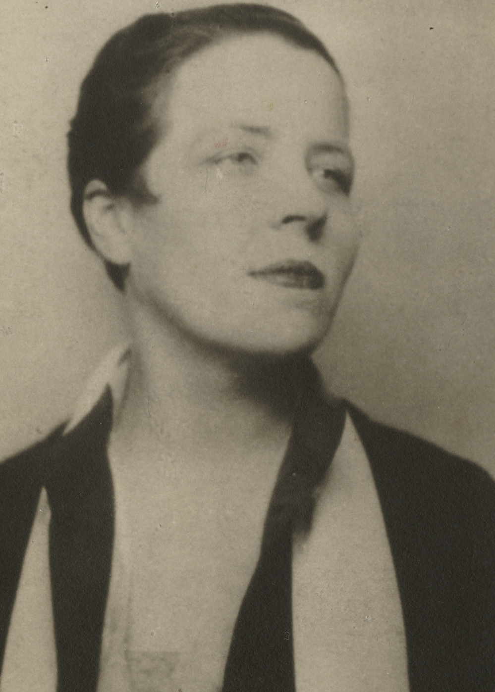 Before publishing the plays and novels she's now known for, women's rights advocate Djuna Barnes was a journalist and illustrator.