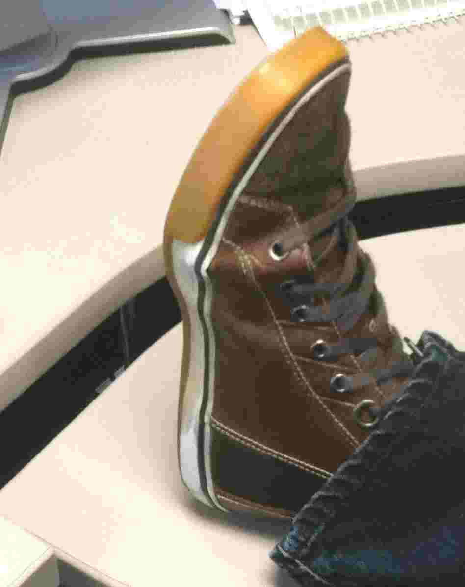 Eyder's choice of footwear today.