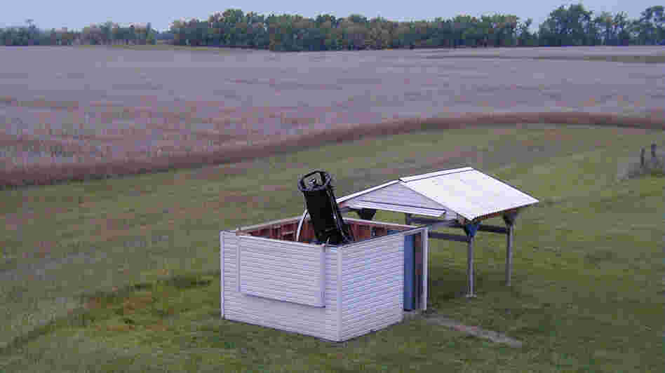 Gary Hug built what he calls the Sandlot Observatory, with its 22-inch reflector telescope, behind his house near Topeka, Kan. Gary Hug built what he calls the Sandlot Observatory, with its 22-inch reflector telescope, behind his house near Topeka, Kan.
