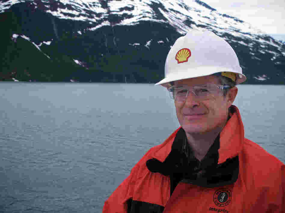Geoff Merrell is Shell's superintendent for emergency response in Alaska. The training mission on this day is to deploy and retrieve 1,000 feet of oil containment boom.