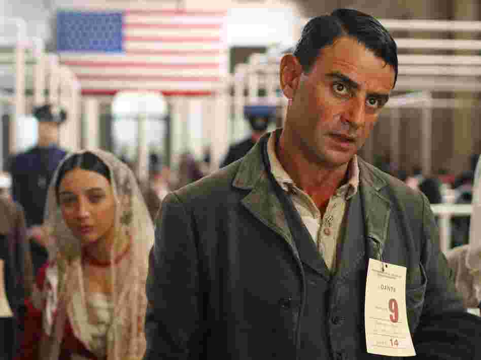 Salvatore Mancuso (Vincenzo Amato) arrives at Ellis Island with his family in Golden Door.