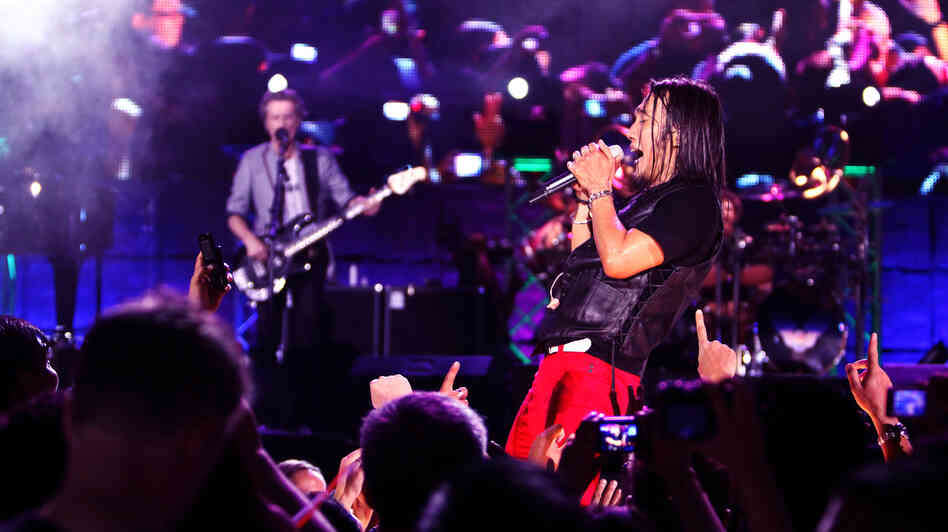 Arnel Pineda became the lead singer of Journey in late 2007.