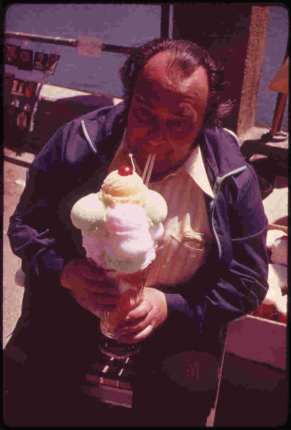 T.G.I.Sundae! (Sheepshead Bay Annual Art Show, 1973) T.G.I.Sundae! (Sheepshead Bay Annual Art Show, 1973)