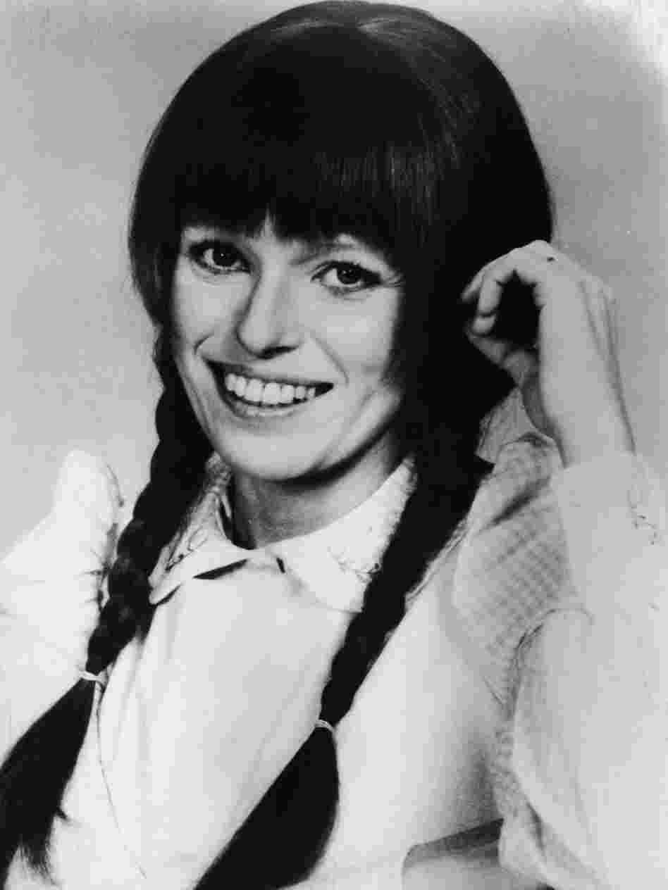 Louise Lasser starred in Mary Hartman, Mary Hartman, a short-lived '70s TV show that Lear conceived of as a soap opera parody.