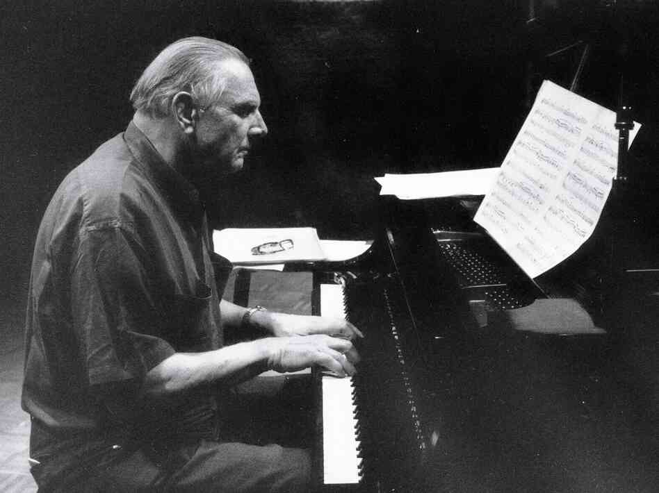 Dave McKenna.
