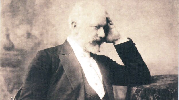 Pyotr Ilyich Tchaikovsky wrote his "1812 Overture" in 1880.