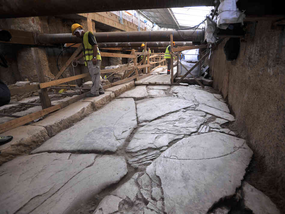 Officials unveiled an ancient road found during construction of Thessaloniki's new subway system Monday.