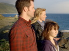 In People Like Us, Sam (Chris Pine) connects with Frankie (Elizabeth Banks) and her son, Josh (Michael D'Addario), without telling them that he is their long-lost brother and uncle, respectively. In People Like Us, Sam (Chris Pine) connects with Frankie (Elizabeth Banks) and her son, Josh (Michael D'Addario), without telling them that he is their long-lost brother and uncle, respectively.
