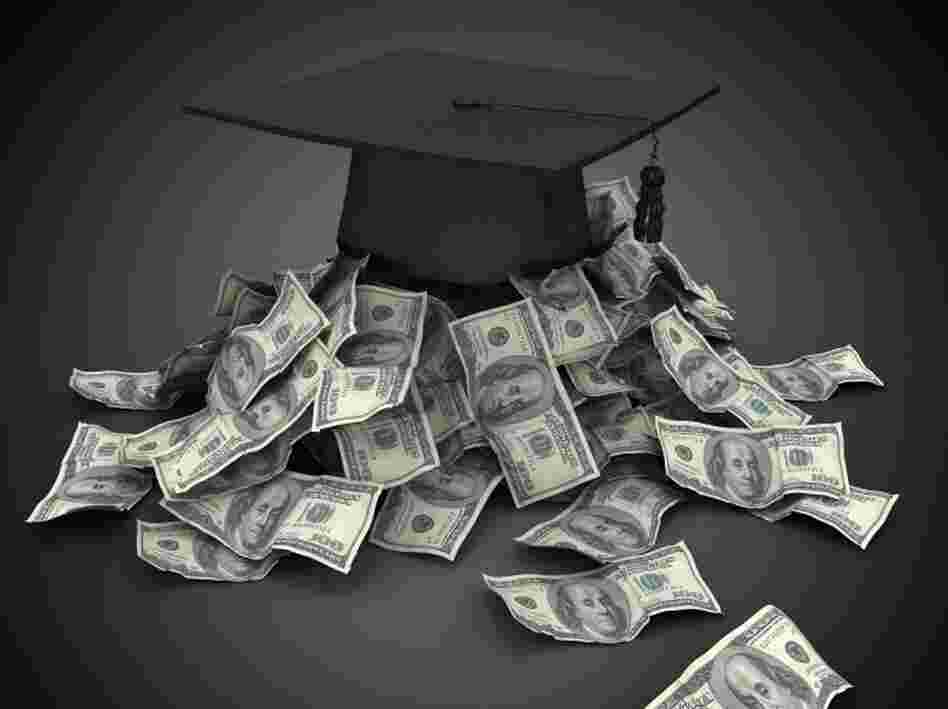 Graduation cap with cash