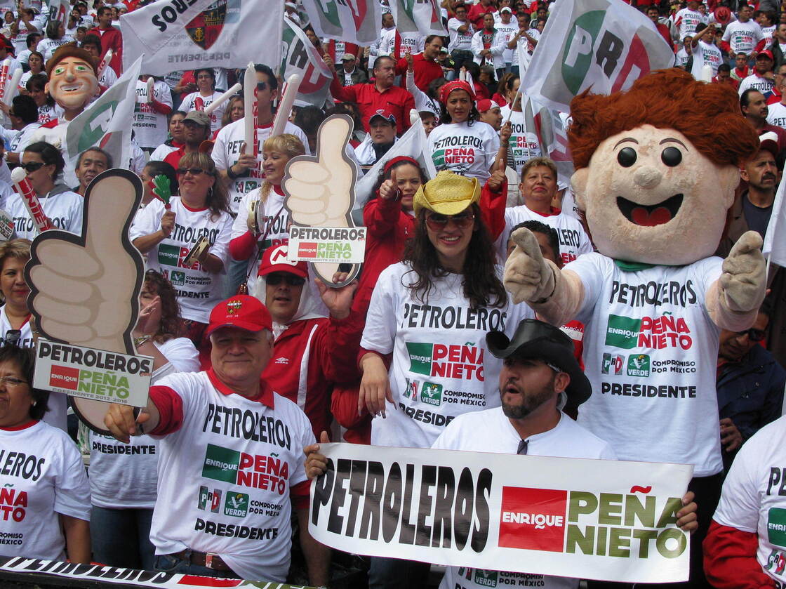 An estimated 100,000 people turned out for Pena Nieto's rally Sunday at Azteca Stadium in Mexico City.