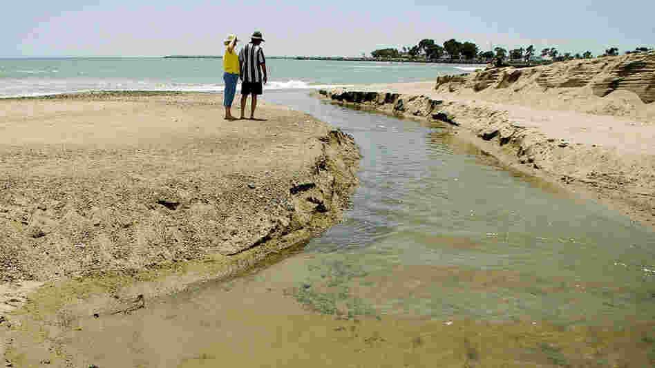 San Juan Creek meets the Pacific Ocean at Doheny State Beach in Dana Point, Calif. The poor water quality off Doheny State Beach put in a list of worst beaches in the U.S.