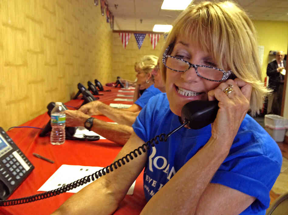 Barbie Snavely works at the Republicans' phone bank in Orange County, Fla.