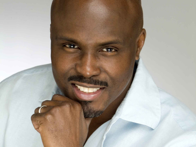 Author Solomon Jones bases his work on his own experiences on the streets of Philadelphia. 