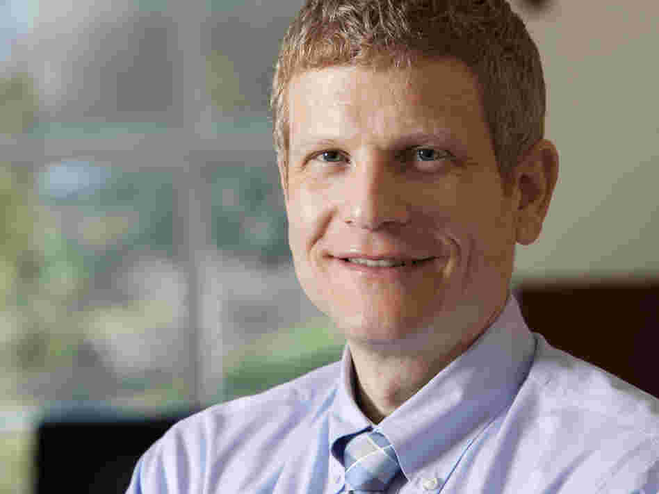 Duke University School of Law professor Neil Siegel Duke University School of Law professor Neil Siegel