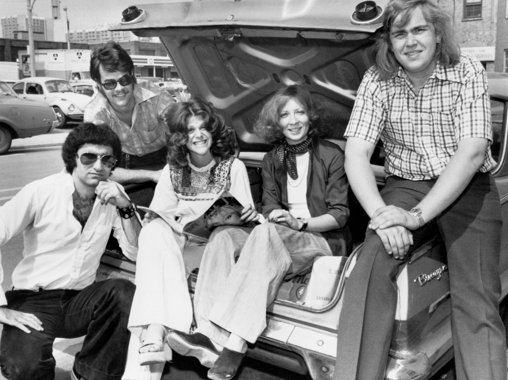 Levy (left) with some of the noted comedians that were part of Second City in Toronto: (from left, after Levy) Dan Aykroyd, Gilda Radner, Rosemary Radcliffe and John Candy.